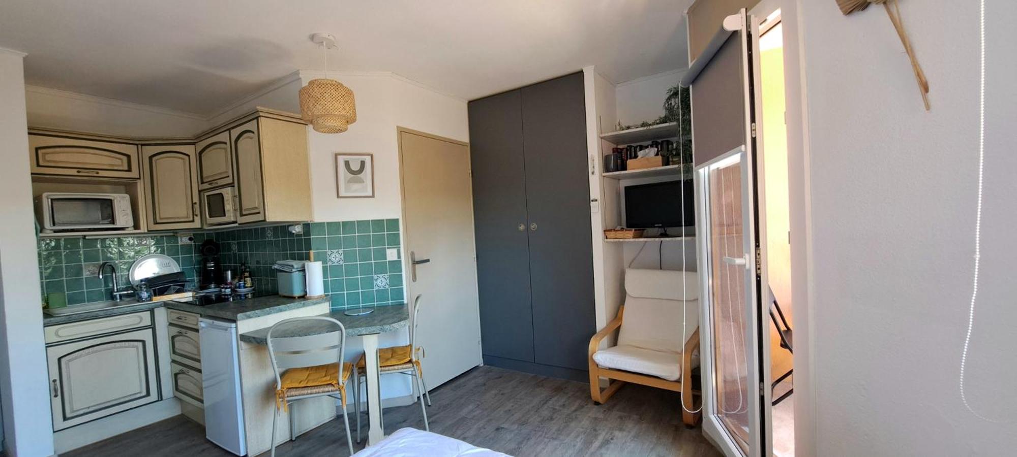 Studio Meuble Cures Thermales Avec Vue Gréoux-les-Bains المظهر الخارجي الصورة